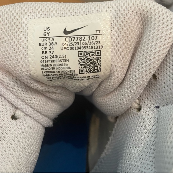 Nike Court Borough Mid 2 Casual Sneakers Navy and White Big Kids Sz 6 - Picture 7 of 7